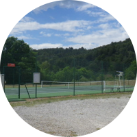 Court de tennis à Montagnac-Montpezat Court de tennis à Montagnac-Montpezat